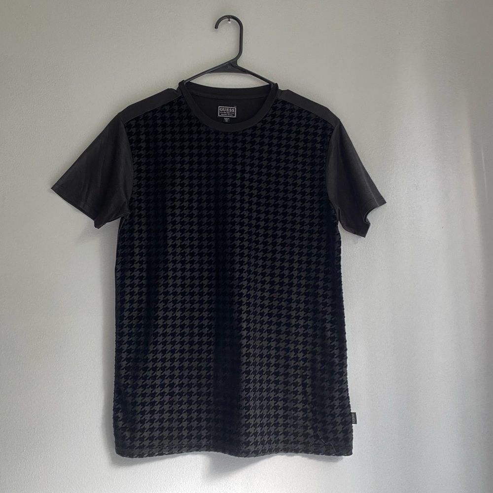 Guess Short Sleeved Tee